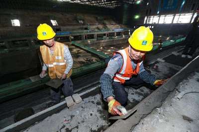 亞運三館12月底整體竣工交付，三千工人節日堅守崗位趕工機電安裝